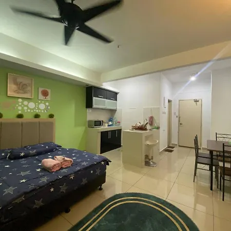 Private Studio Viana Court Service Apartment 1 With Private Parking Kota Bharu Exterior photo