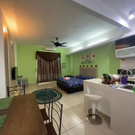 Private Studio Viana Court Service Apartment 1 With Private Parking Kota Bharu Exterior photo