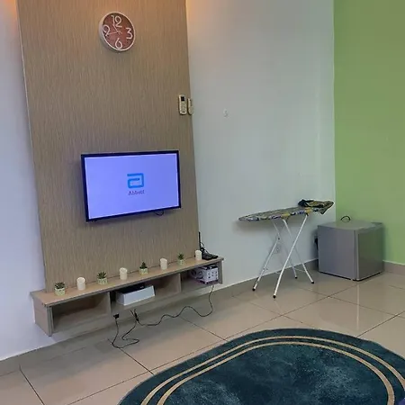 Private Studio Viana Court Service Apartment 1 With Private Parking Kota Bharu Exterior photo